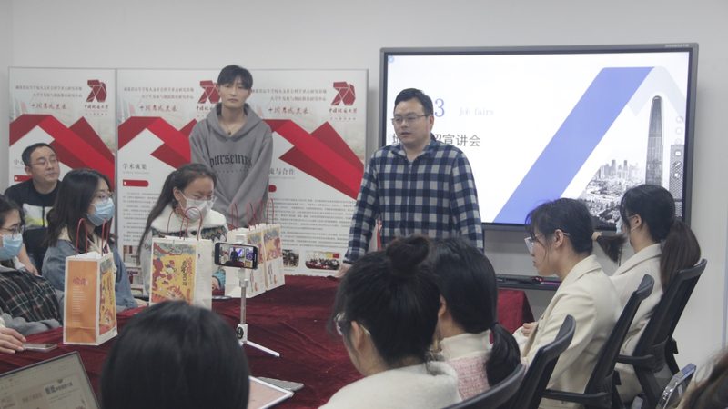 叉车培训主要包括以下几个方面：